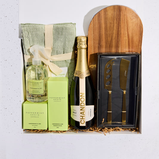 Deluxe New Home Hamper